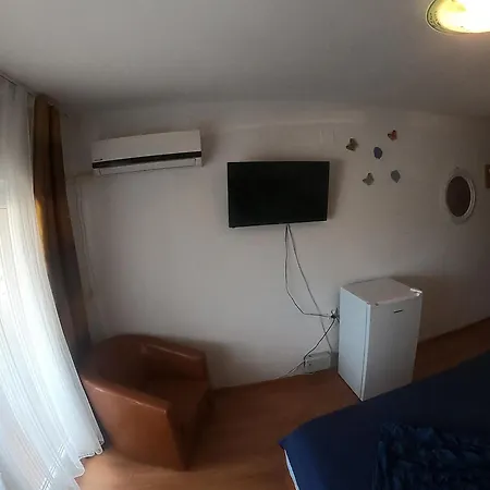 招待所 Efor